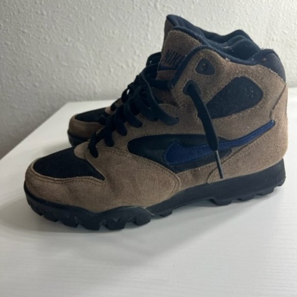 Vintage Nike Hiking Boots main image 6